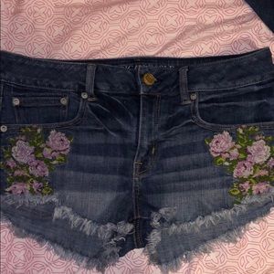 American Eagle Short